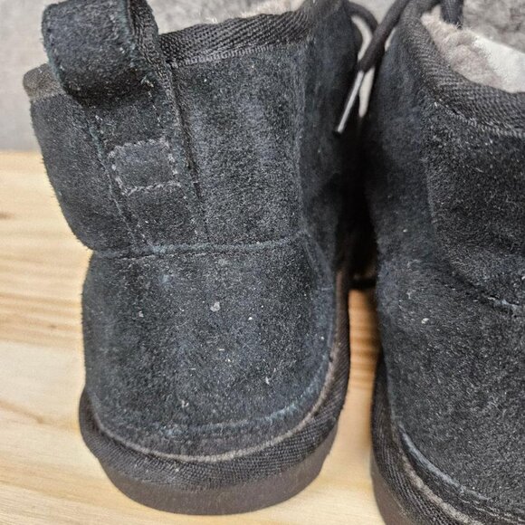 Ugg Mens Black Suede Chukka Boots Size 9 - Picture 7 of 11